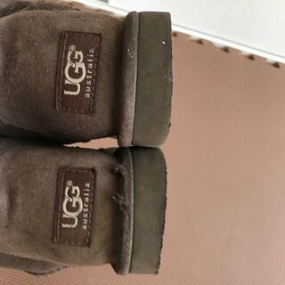 UGG Australia  CLASSIC SHORT　アグ　ブーツ　チョコ　US7　24センチの画像
