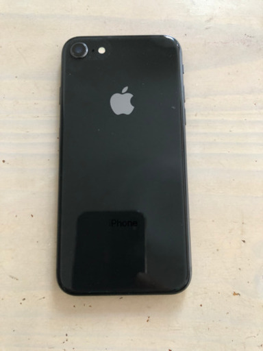 iPhone8 used 使用期間1約年　美品