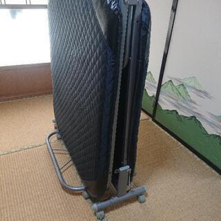 値下げ‼️美品‼️折りたたみシングルベッド