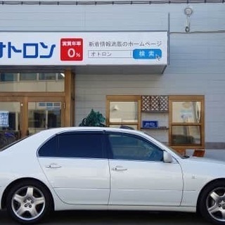トヨタ　セルシオ入庫しました！の画像