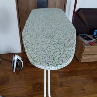 イケアのアイロン台あげます