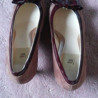 【新品】　RIZ 23.0 パンプス