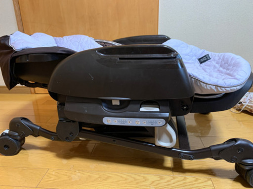 【更に値下げしました】コンビ　ネムリラオートスウィング