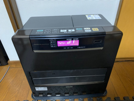 【譲ります】定価34000円 CORONA(コロナ) 石油ファンヒーター (木造12畳 / コンクリ17畳 まで)