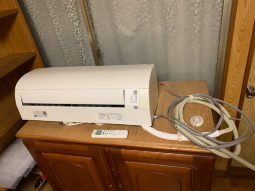 ダイキン　ルームエアコン　AJT25SNS-W ご相談中