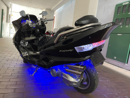【YAMAHAマジェスティーc】スピーカーLED エアロ　低走行　カスタム車