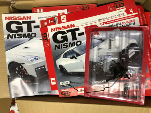DeAGOSTINI☆NISSAN GT-R NISMO☆1〜7.10開封品有り
