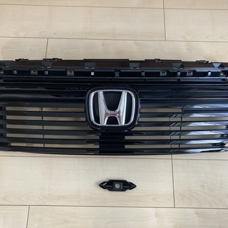 ホンダ 新型ヴェゼル Gグレード フロントグリル ブラック
