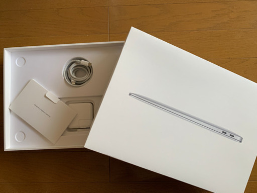 パソコン MacBook Air 13-inch 256GB