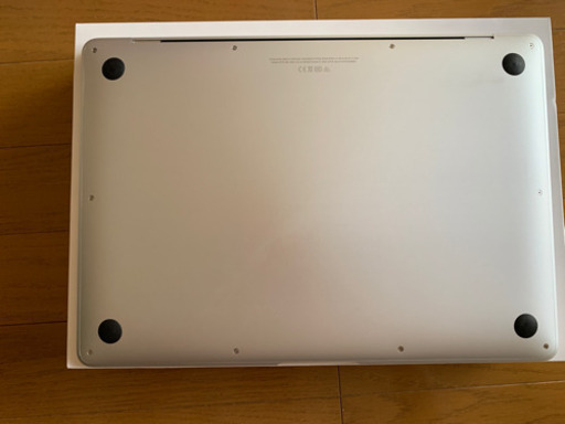パソコン MacBook Air 13-inch 256GB