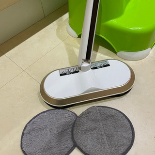 コードレス回転モップクリーナーの画像