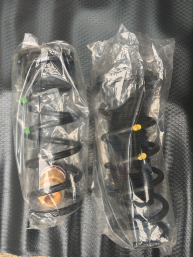 クラウンアスリート210系 純正サスペンション