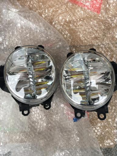 クラウンアスリート210系 フォグランプ