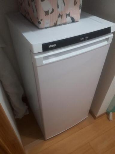 ハイアール　冷凍庫　102L