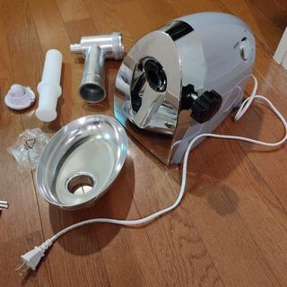 電動挽き肉機　無料ですの画像