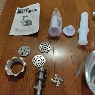電動挽き肉機　無料ですの画像