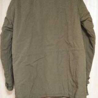 ユニクロ メンズジャンパーの画像