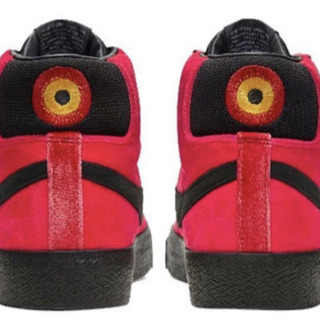 NIKE SB ZOOM BLAZER MID ISO KEVIN & HELL 