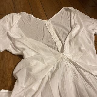 レディース　カットソー・ブラウスなど　300円均一の画像