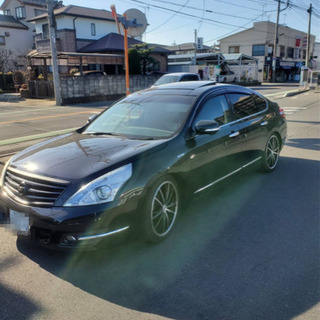 日産 NISSAN ティアナ
