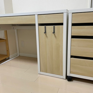 IKEA MICKE ミッケ デスクと引き出しセットの画像