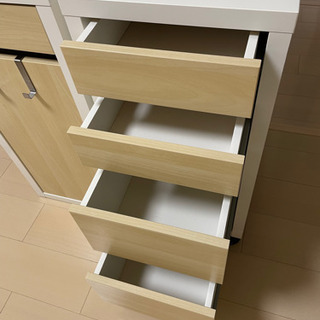 IKEA MICKE ミッケ デスクと引き出しセットの画像