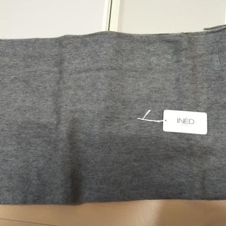 INED　カシミヤマフラー