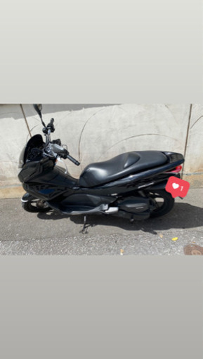 バイク　小型　PCX  ヘルメット3個