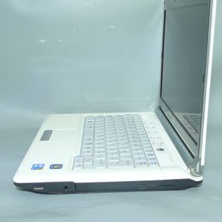 1台限定 送料無料 ホワイト色 新品SSD搭載 ノートパソコン 中古良品 Win10 14型 富士通 LH700/5A Core i5 4GB DVDRW 無線LAN LibreOffice済の画像