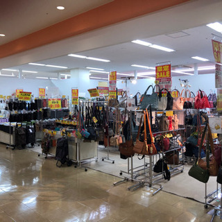イズミヤ多田店2F 簡単な接客　品出しの画像