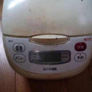 炊飯器