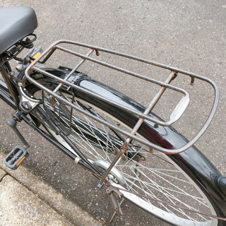 自転車✨ママチャリ✨スタンダード✨27インチ✨黒✨鍵ありタイプ✨中古品✨カゴがブリジストンの画像
