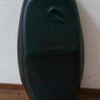 おまけ(多数)付き、SUZUKIアドレス110(2st前期型) シート