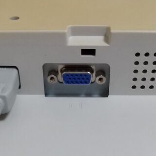 17インチ 液晶ディスプレイ 富士通 VL-177SXLの画像