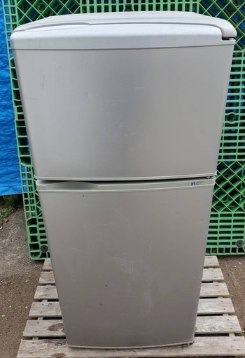 SANYO 冷蔵庫 2005年製