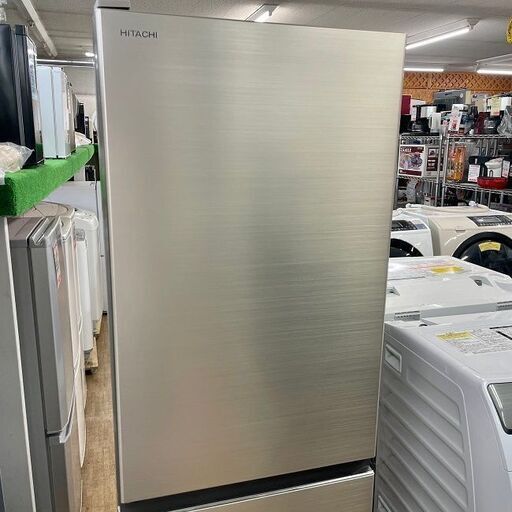 超美品【 HITACHI 】日立 315L 3ドア 冷凍冷蔵庫 まんなか野菜室 うるおいチルド 自動製氷機付 R-V32KVL