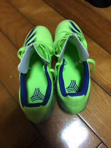NIKE ナイキフットサルシューズ