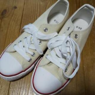 23cm☆スニーカー☆未使用