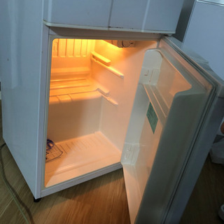 【無料】冷蔵庫お譲りいたします。説明欄必読の画像