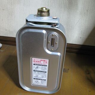 石油ファンヒーター用タンクのみ（コロナ3.6リットル）差し上げます。