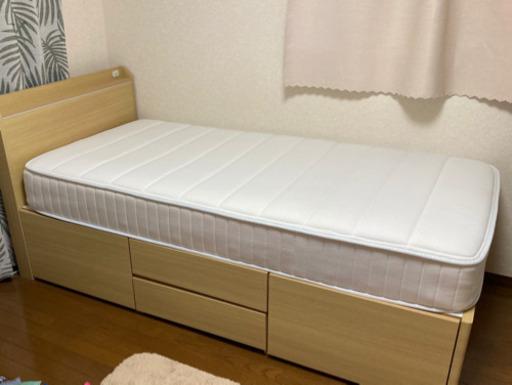 【募集中】ニトリ　シングルベッドマットレス付き