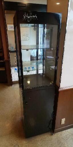 取引中 ディスプレイ棚