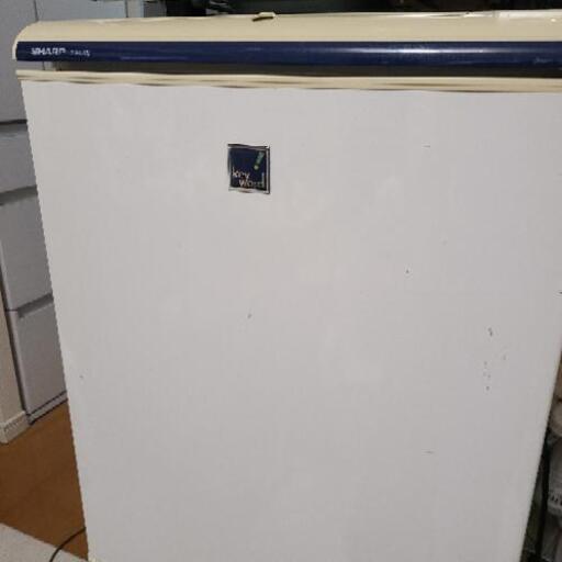 ★値下げ　SHARP SJ-14VM ノンフロン 冷凍 冷蔵庫 135L　除菌済み