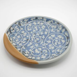 【中古】深めの大皿と平皿のセットの画像