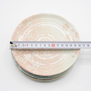 【中古】桜柄の平皿4色セットの画像