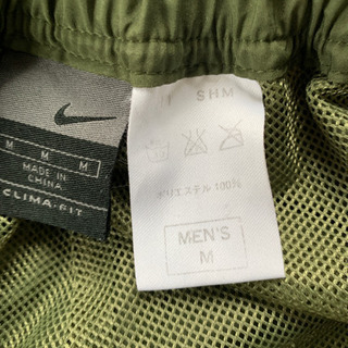 NIKEゴルフレインウェアー上下の画像