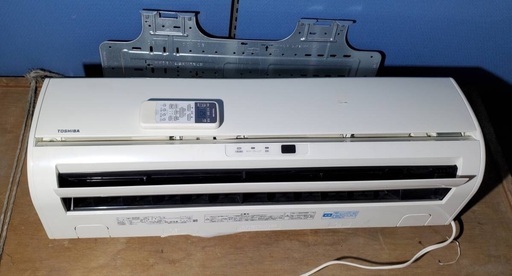 TOSHIBA ルームエアコン 室内機 2012年製