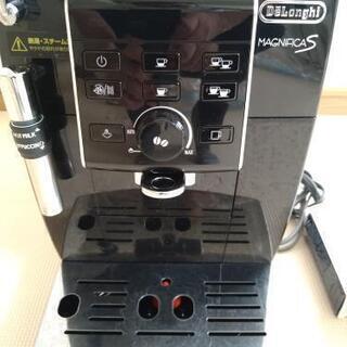 ★取引中【DeLonghi（デロンギ）】コーヒーメーカー　全自動エスプレッソマシン　マグニフィカSの画像