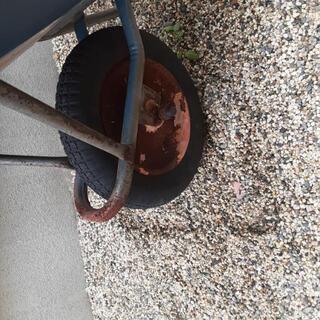 《値下げします》一輪車(ねこ車)　深型の画像