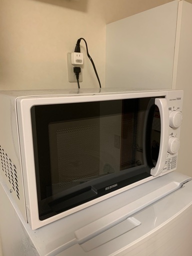 ほぼ新品　アイリスオーヤマ　電子レンジ